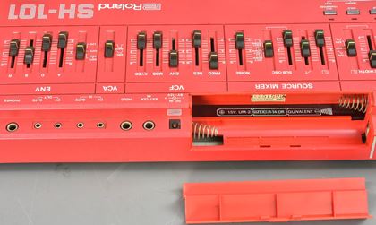 Roland-Red SH-101